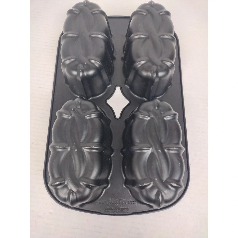 Nordic Ware Mini Bundt 4 Loaf Pan Mold Heavy Cast Aluminum 8 Cup Non-Stick USA